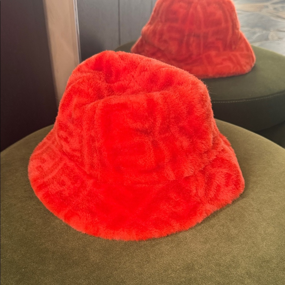 Fendi shearling bucket hat with a Zucca monogram pattern.Orange/Red Fuzzy - Picture 3 of 9